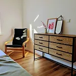 アパート Casita Im Tal - Entspannung Mit Terrasse, Garten Und Garage