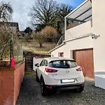 Casita Im Tal - Entspannung Mit Terrasse, Garten Und Garage アパート