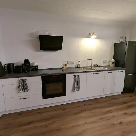 Apartamento Casita Im Tal - Entspannung Mit Terrasse, Garten Und Garage Weilburg