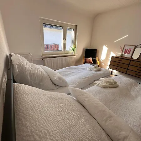 Apartamento Casita Im Tal - Entspannung Mit Terrasse, Garten Und Garage