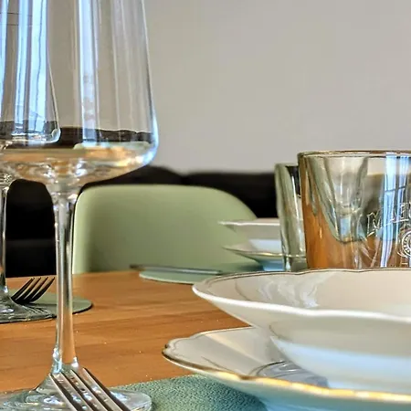 Casita Im Tal - Entspannung Mit Terrasse, Garten Und Garage Weilburg