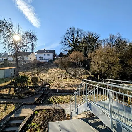 Casita Im Tal - Entspannung Mit Terrasse, Garten Und Garage דירה *