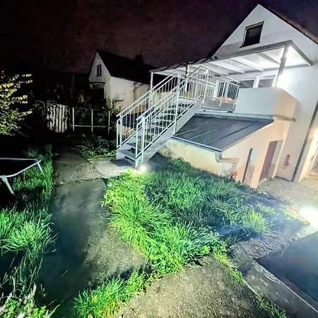 Apartamento Casita Im Tal - Entspannung Mit Terrasse, Garten Und Garage Weilburg