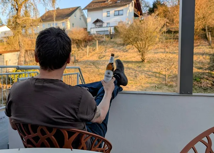 Casita Im Tal - Entspannung Mit Terrasse, Garten Und Garage